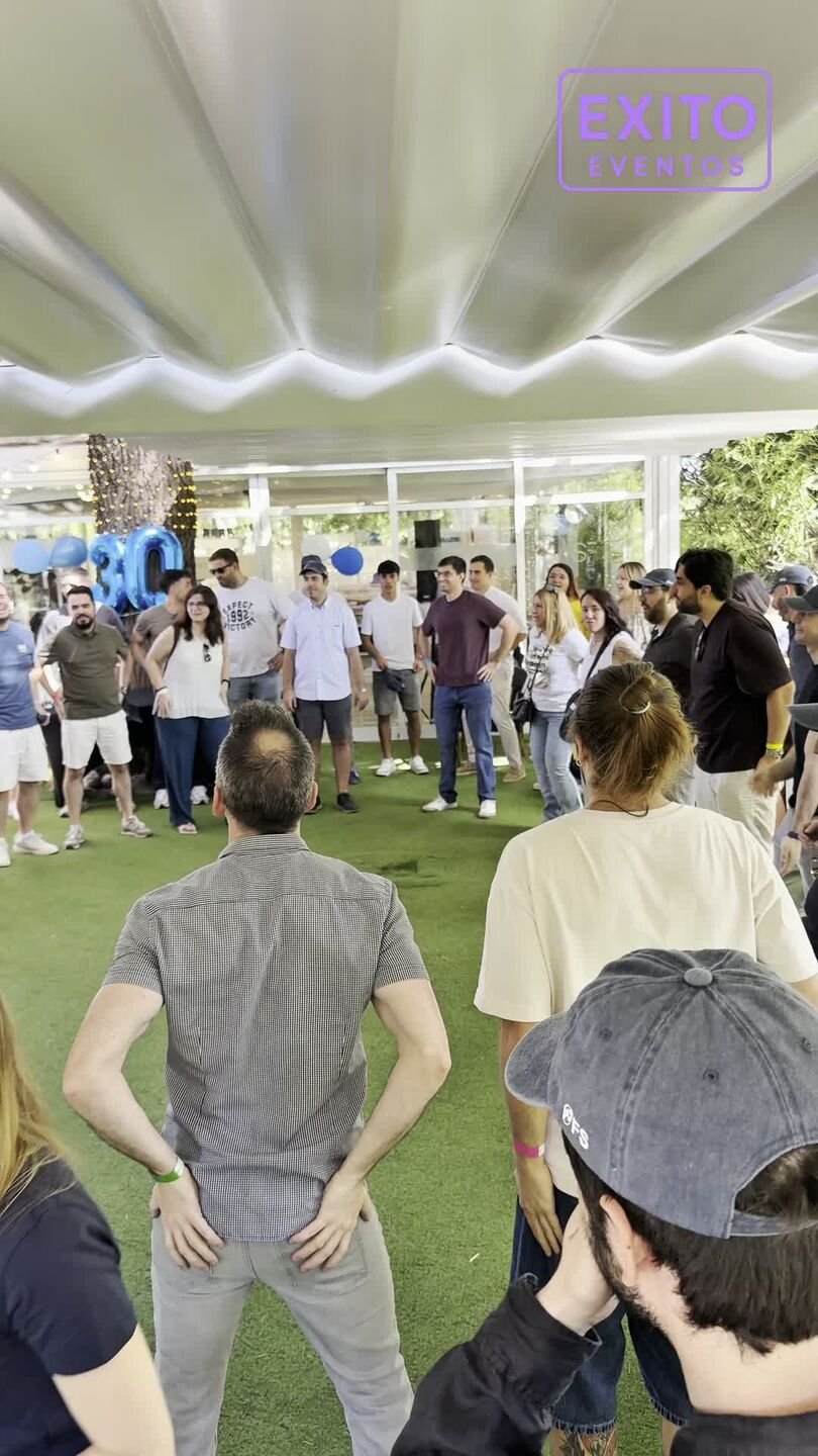 Jornada de team building de empresa organizada por Éxito Eventos